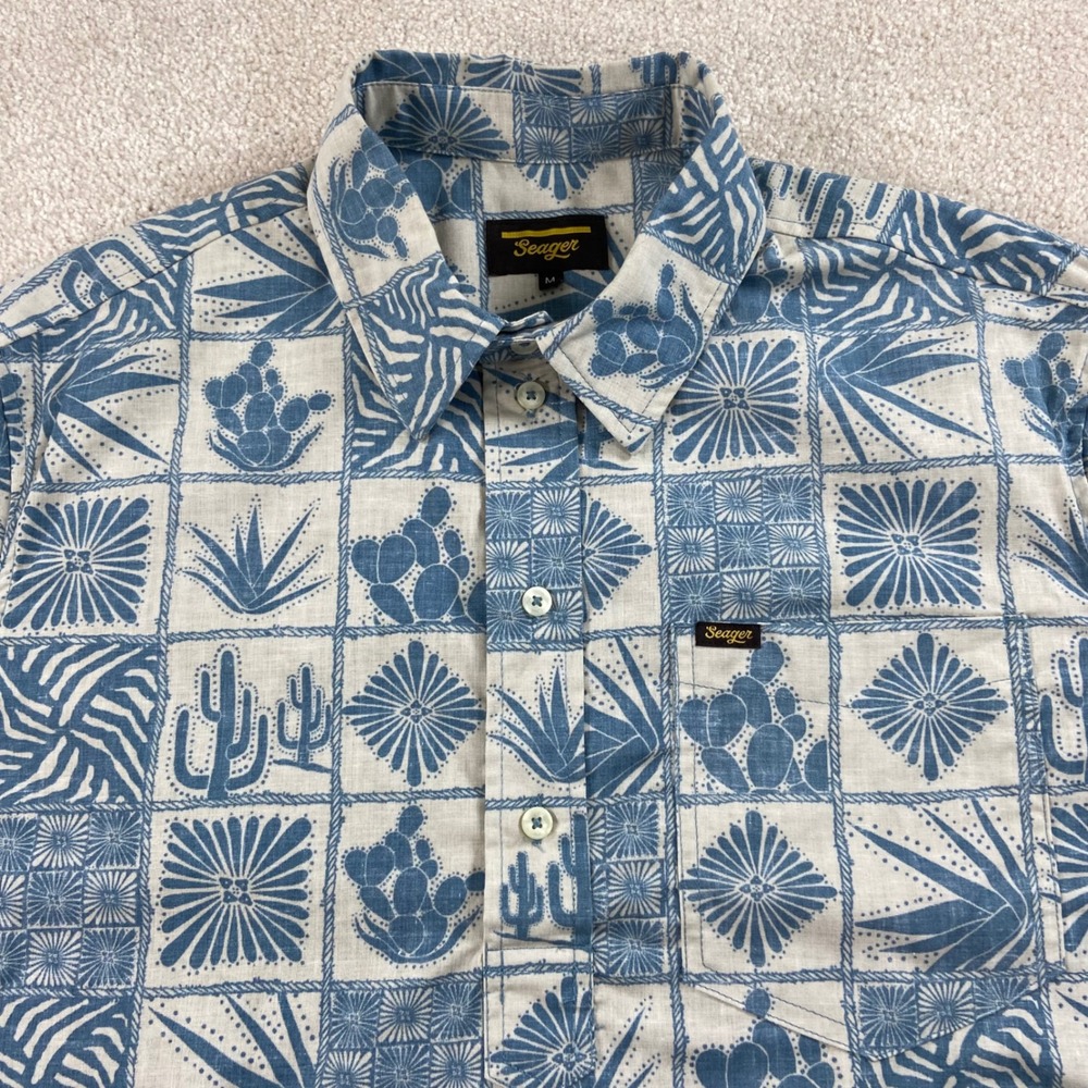 Seager Popover Shirt Mens Medium Blue Cactus Agave Print Short Sleeve Button